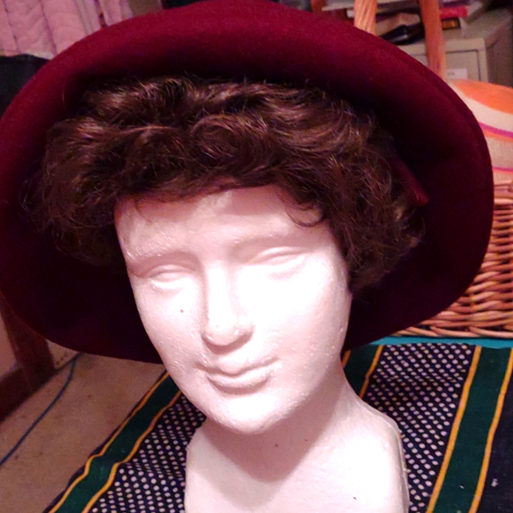 Women's accessories